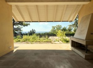 Überdachte Terrasse