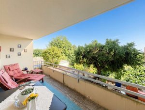 Balkon (2)